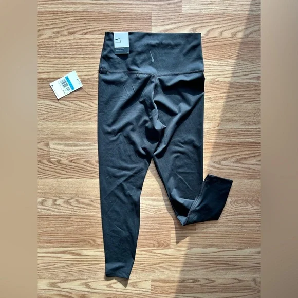 NIKE Dri-Fit Yoga High-Waisted 7/8  Leggings Size M Black - Picture 5 of 8